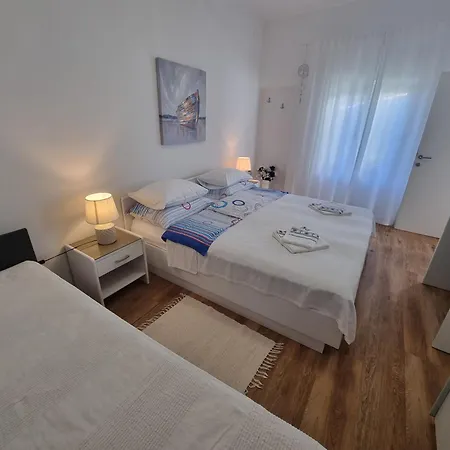Апартаменты Ljubo M On Great Location, 10 M From The Цриквеница