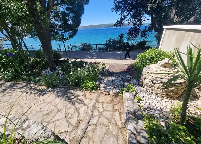 アパート Ljubo M On Great Location, 10 M From The ツリクヴェニツァ